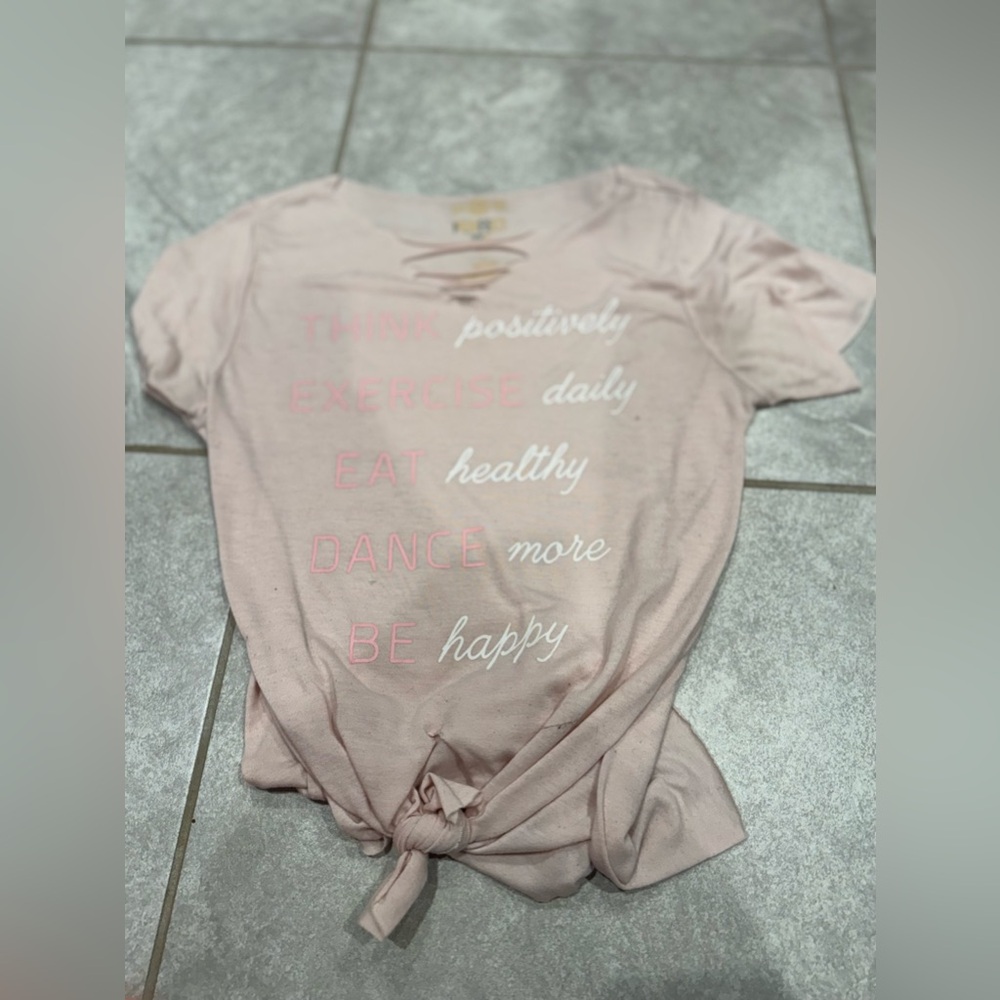 Women’s Pink T-Shirt W/ Rips at Top & Tie on the Bottom Size Large